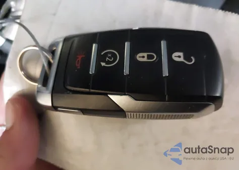 2022 Ram 1500 Big Horn 4X4 6'4 Box из США, поврежденный, VIN 1C6SRFBT3NN180987